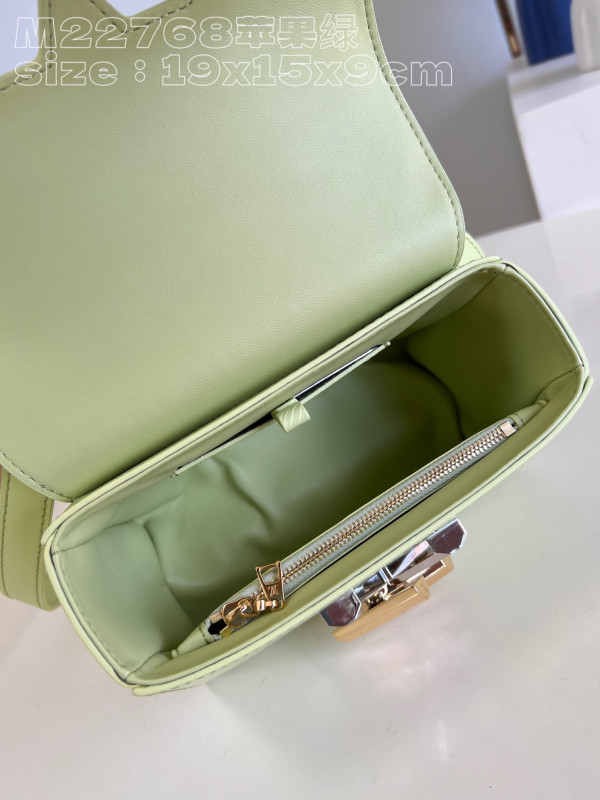 l**is V*t*n twist pm