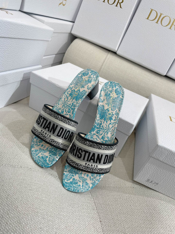 D*or dway heeled slide