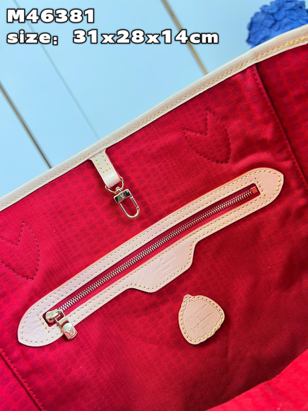 l**is V*t*n x yk neverfull mm