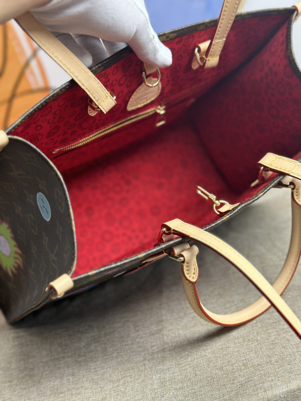 l**is V*t*n x yk onthego mm