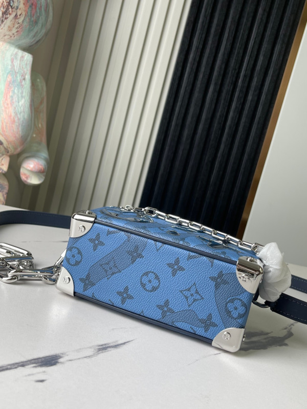 l**is V*t*n mini soft trunk