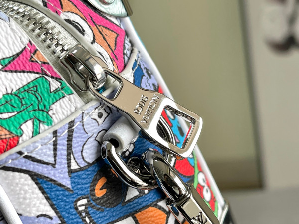 l**is V*t*n mini soft trunk