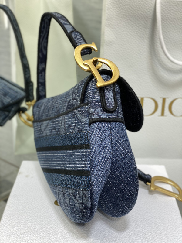 D*or saddle bag