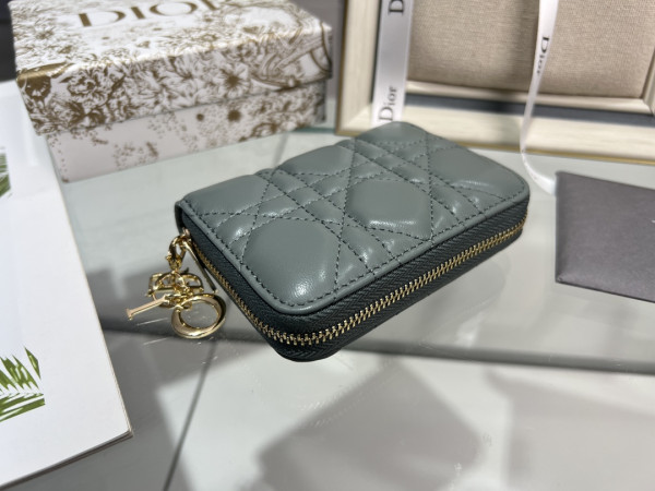 D*or card holder
