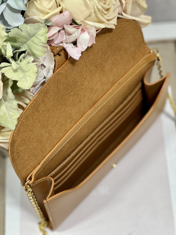 D*or bobby east-west pouch with chain