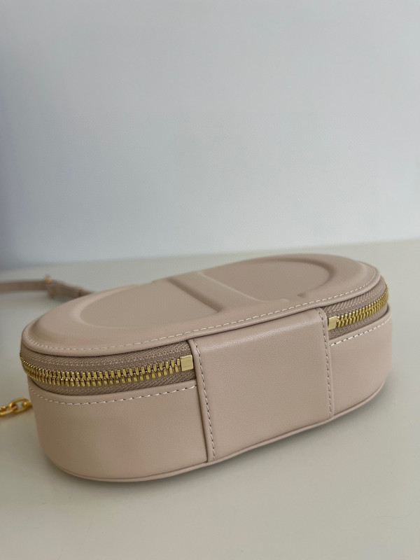 D*or cd signature oval camera bag