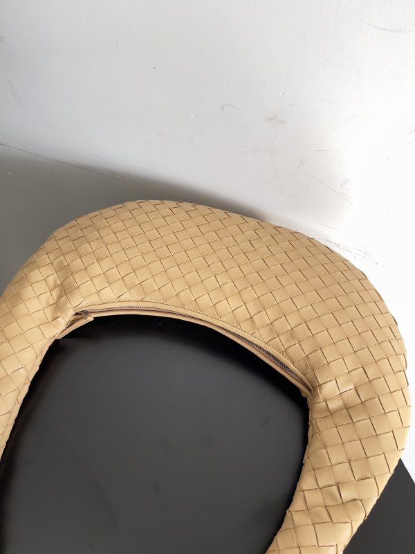 Bo*te*ga ve*ne*ta buddy