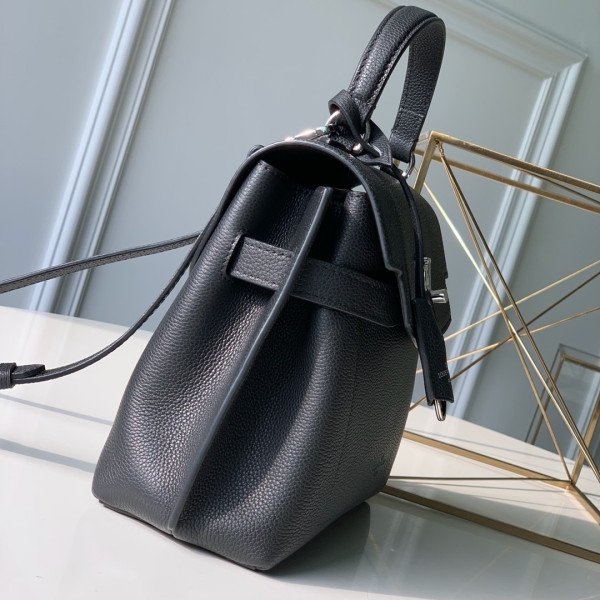 l**is V*t*n lockme ever bb