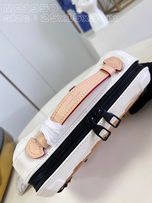 l**is V*t*n future trunk