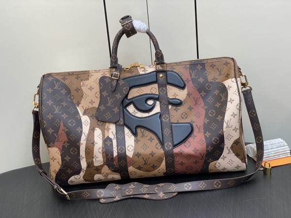 l**is V*t*n keepall bandouliÈre 45