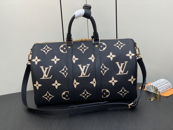 l**is V*t*n keepall bandouliÈre 45
