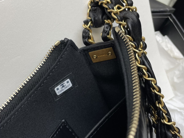 CL HOBO HANDBAG