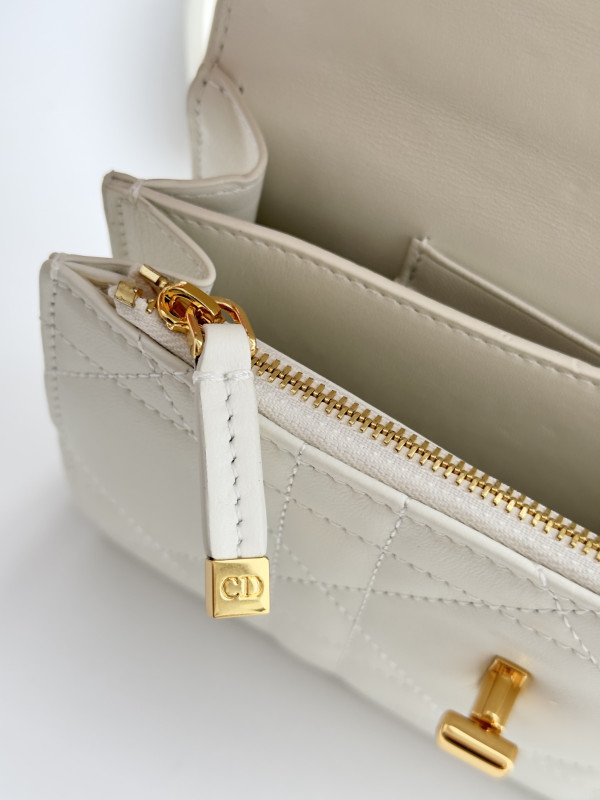 D*or miss caro mini bag