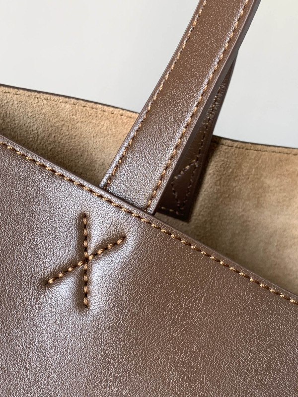 LOEWE Puzzle Fold Tote in shiny calfskin