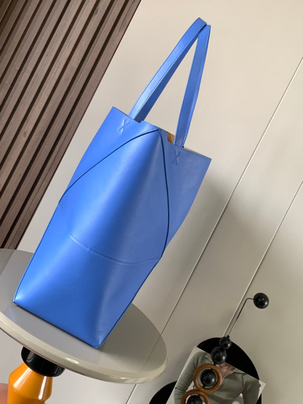 LOEWE Puzzle Fold Tote in shiny calfskin