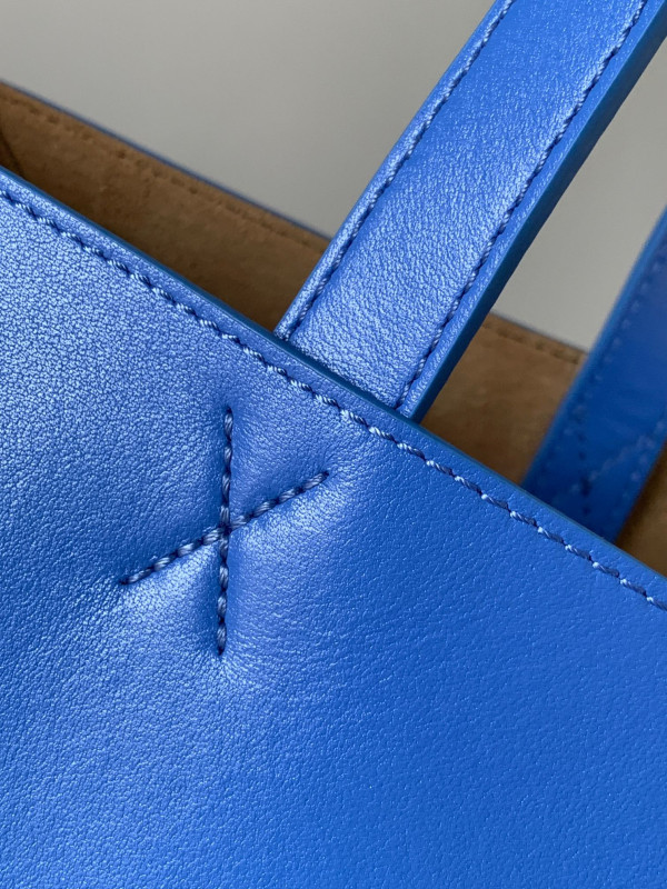 LOEWE Puzzle Fold Tote in shiny calfskin