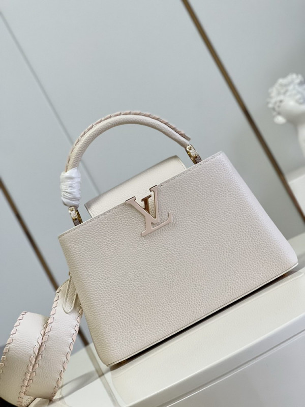 l**is V*t*n capucines mm