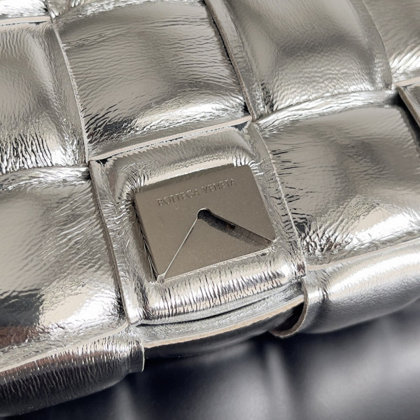 Bo*te*ga ve*ne*ta cassette