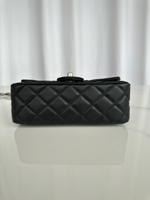 CL FLAP BAG