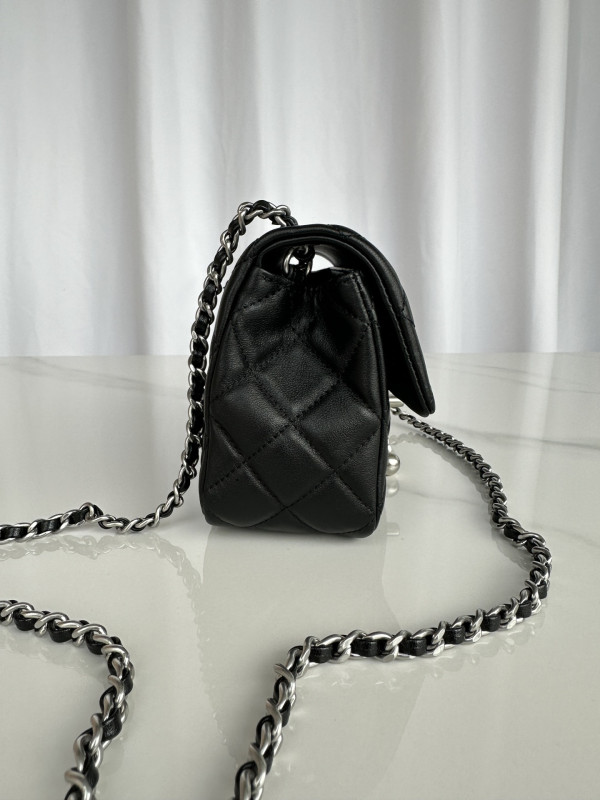 CL FLAP BAG