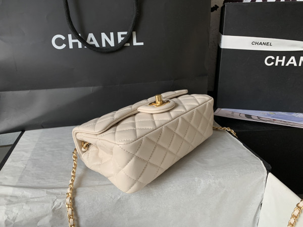 CL FLAP BAG