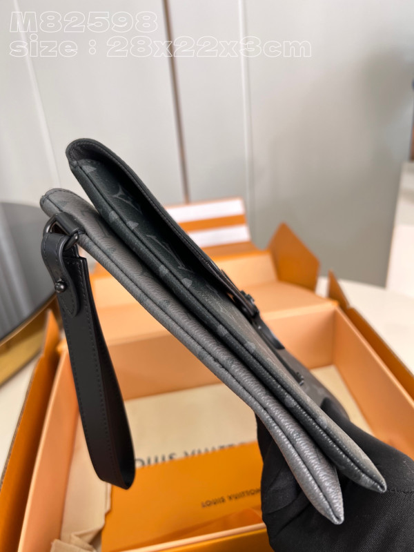 l**is V*t*n s-lock pochette