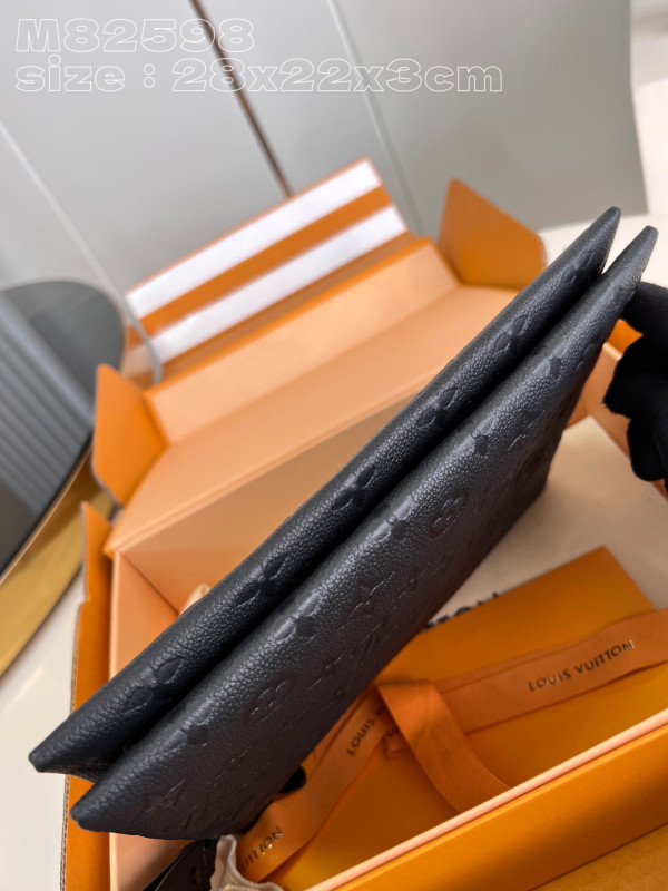 l**is V*t*n s-lock pochette