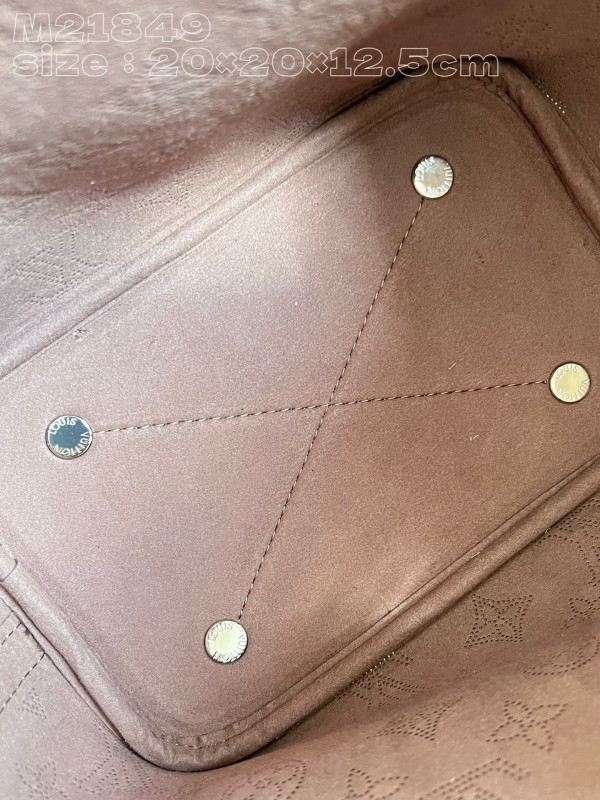 l**is V*t*n blossom pm