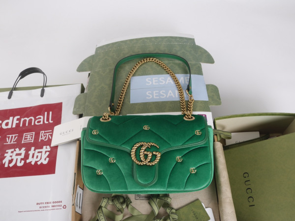 G*u*i gg marmont mini shoulder bag