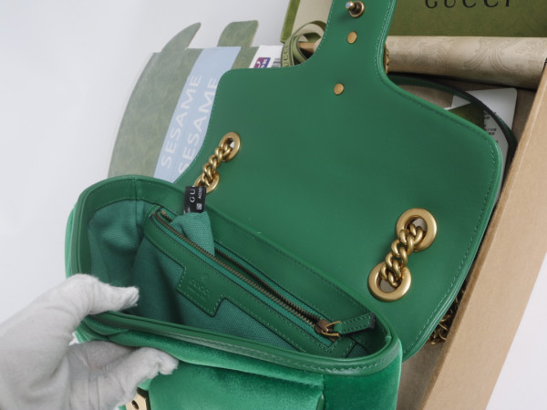 G*u*i gg marmont mini shoulder bag