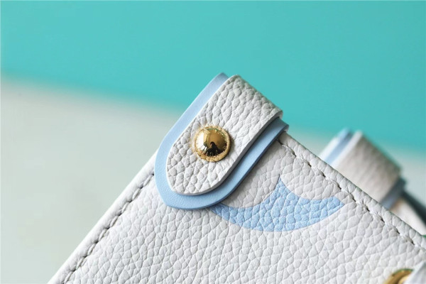 l**is V*t*n onthego mm