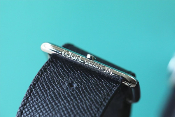 l**is V*t*n slim nv briefcase