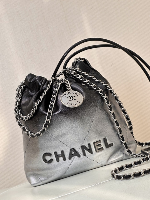 CL 22 MINI HANDBAG