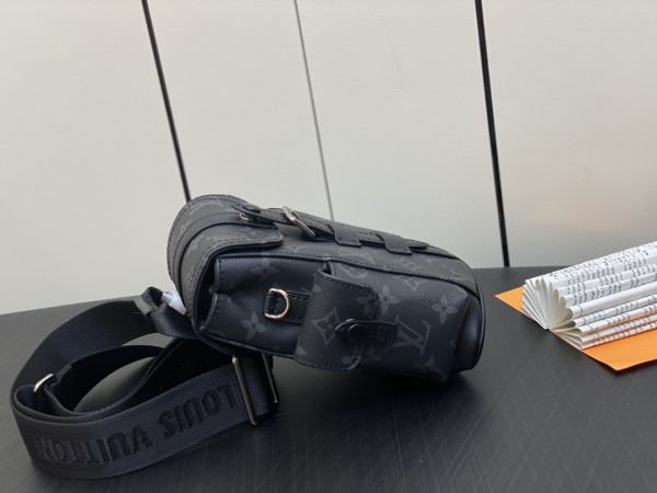 l**is V*t*n nano christopher