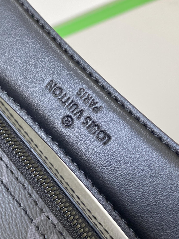 l**is V*t*n soft polochon pm