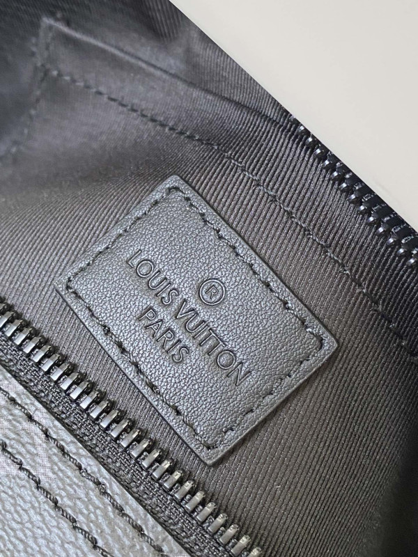 l**is V*t*n soft polochon pm