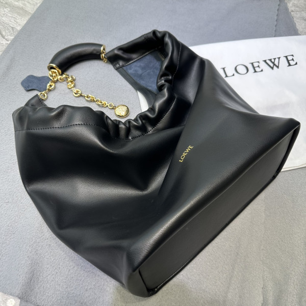 LOEWE Small Squeeze bag in nappa lambskin-24*29*10.5cm