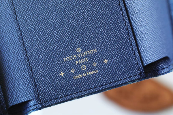 l**is V*t*n victorine wallet