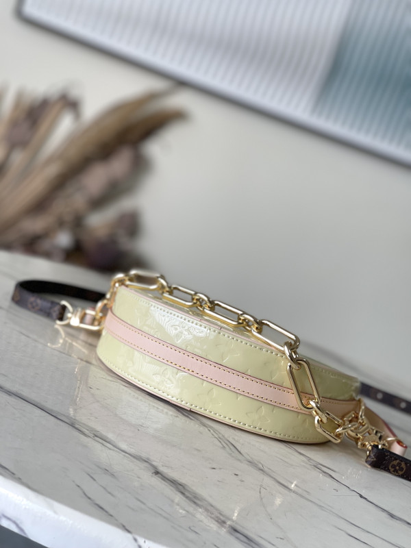 l**is V*t*n croissant pm