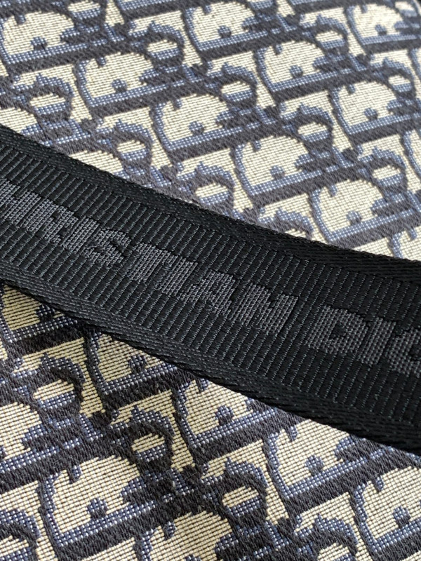 D*or oblique D*orcamp messenger bag