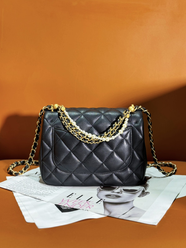 CL FLAP BAG-14.5x19.5x7.5cm