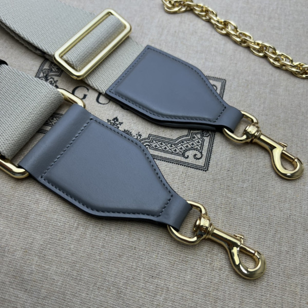 G*u*i gg matelassÉ small top handle bag