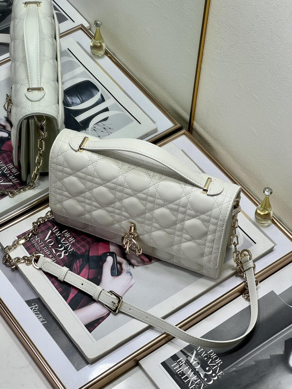 lady D*or-24*14*7.5cm