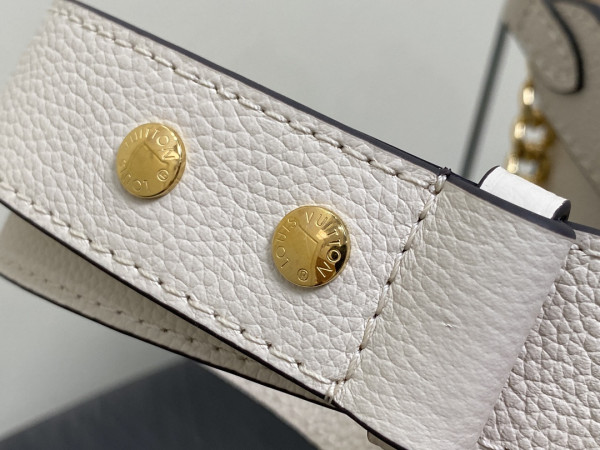 l**is V*t*n lock and walk - 20 x 20.5 x 12cm