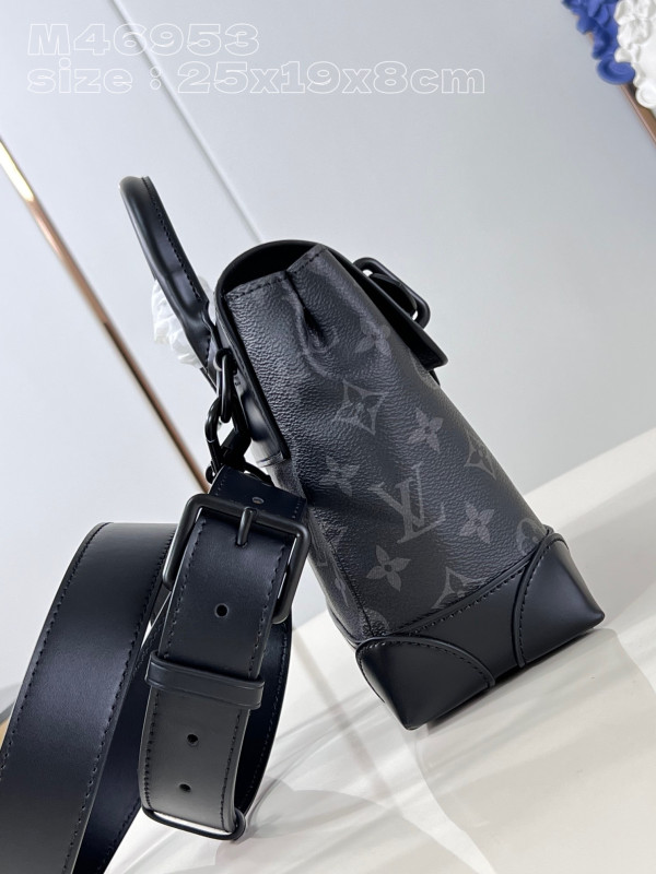 l**is V*t*n steamer wearable wallet-25*19*8cm