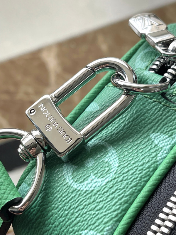 l**is V*t*n nano alpha-11.0*18.5*6.5cm