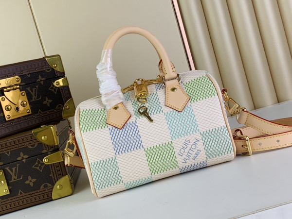 l**is V*t*n speedy bandouliÈre 20