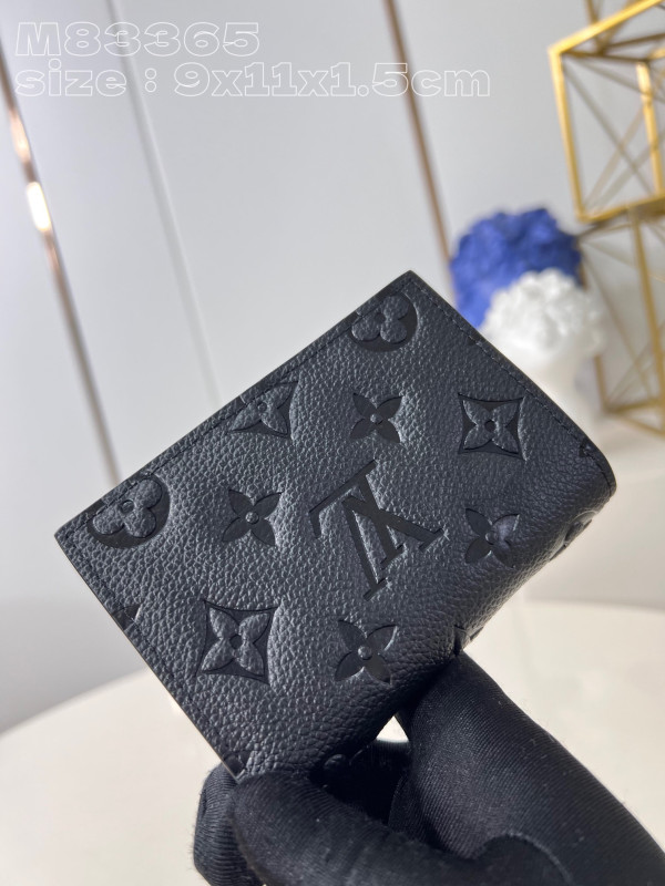 l**is V*t*n lisa wallet - 9*11.5*1.5cm
