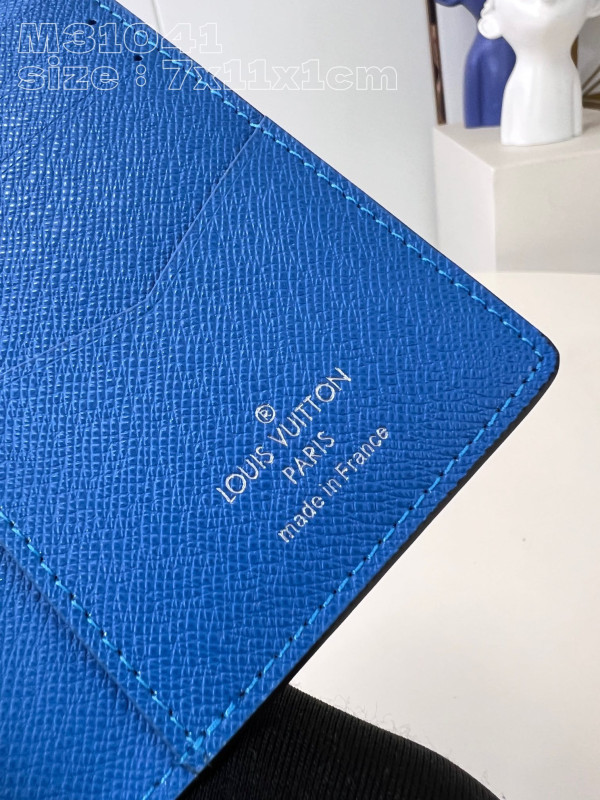 l**is V*t*n pocket organizer-7.5*11.1*1 cm