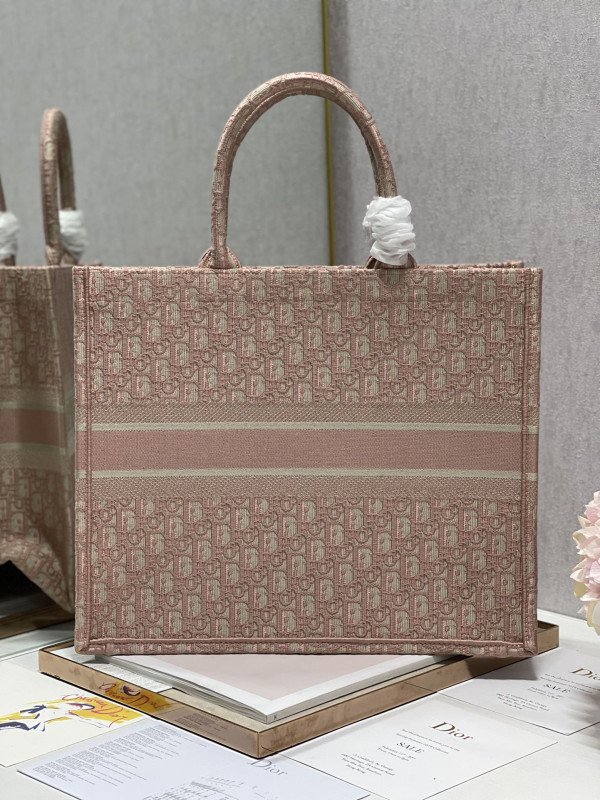 D*or book tote-41*32cm